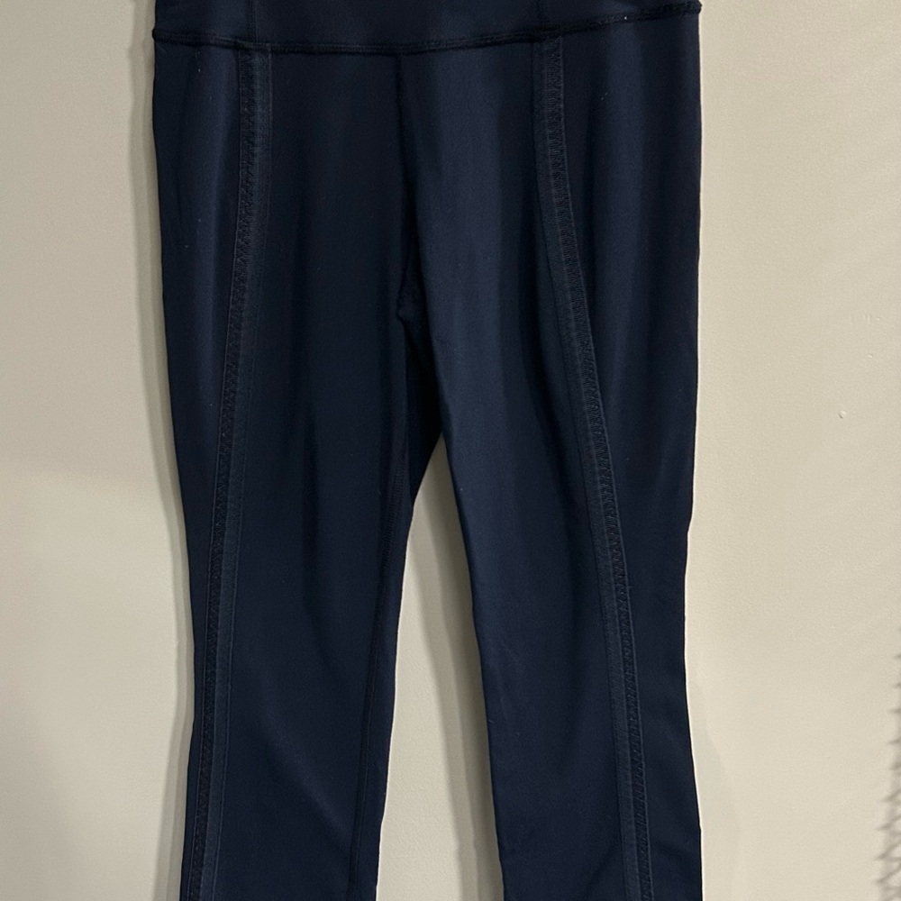 Lululemon mid rise navy 7/8 leggings